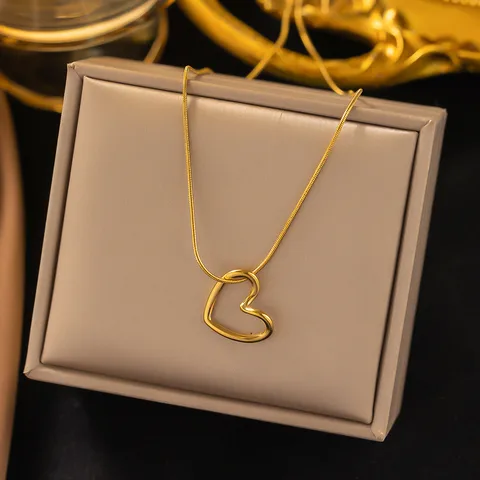 Collar Corazón Minimalista de Acero Inoxidable – Dorado y Plata