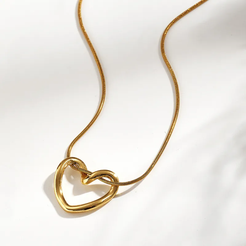 Conjunto Corazón Infinito – Acero Inoxidable Dorado
