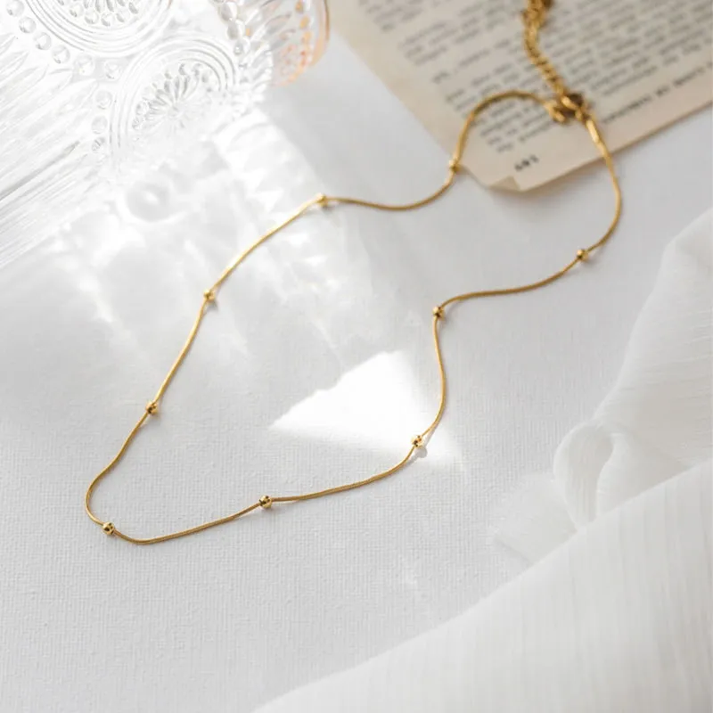 Cadena Minimalista de Acero Inoxidable Chapado en Oro 18K