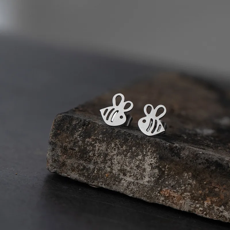 Pendientes de abeja